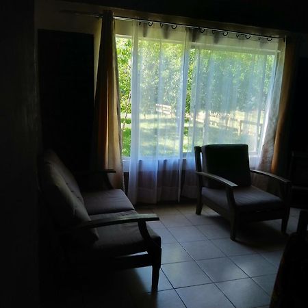 Camping & Hospedaje Rio Laja El Manzano  Стая снимка